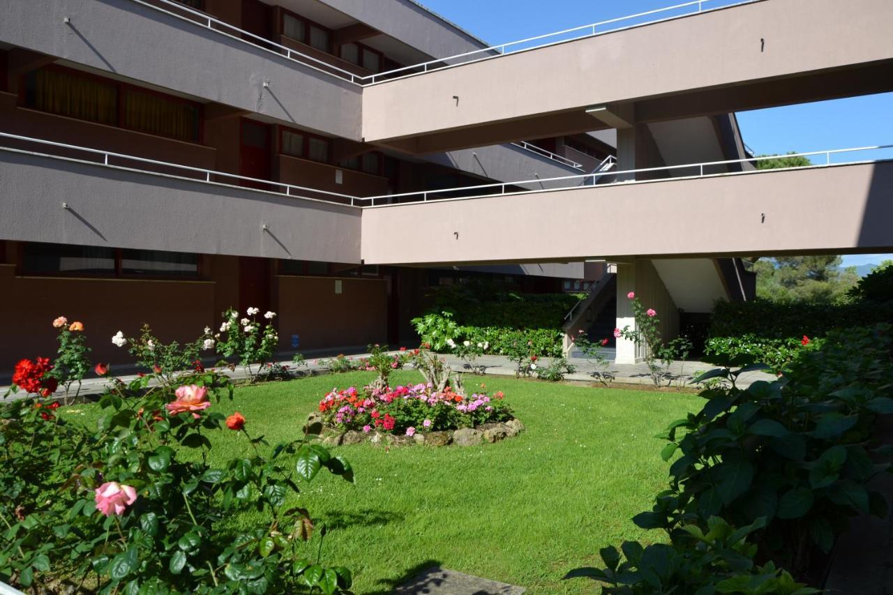 Appartamenti Marinetta Marina Di Bibbona Exterior foto